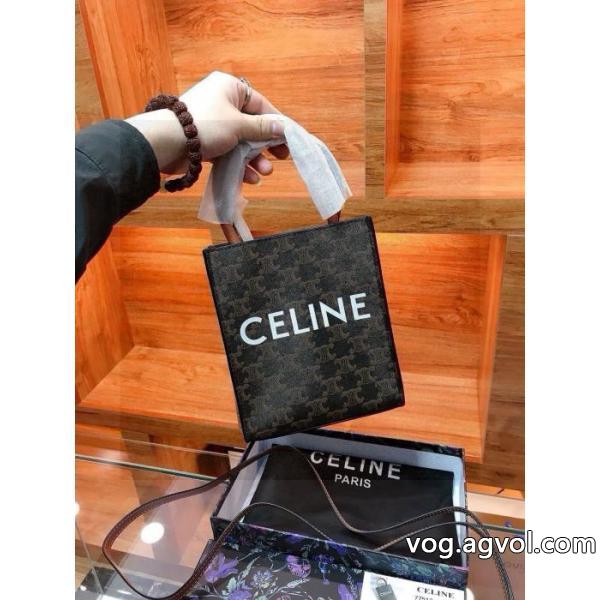 肌触りのいい   上質感 全国無料得価バッグCELINEコピー 品 ブランド