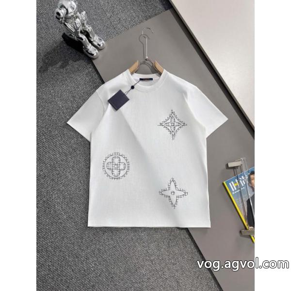LOUIS VUITTONブランド コピー 専門店韓国人気 カジュアルの定番 人気高いアイテムTシャツ