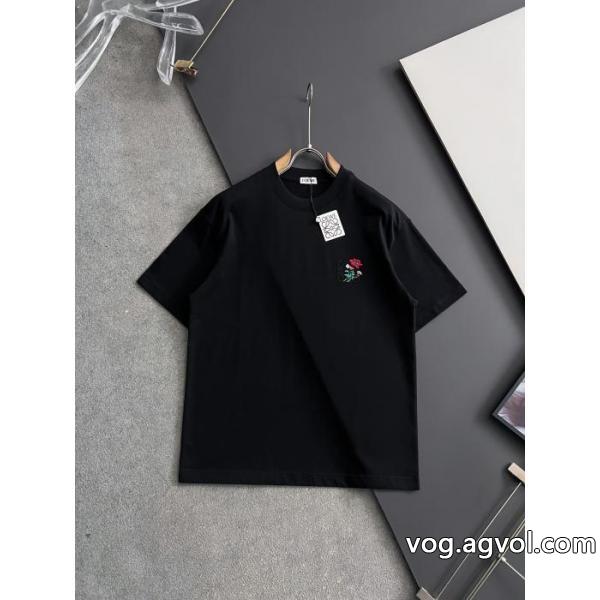 ブランド 偽物 通販ロエベクラシカルな雰囲気 絶対欲しい 激安新作Tシャツ