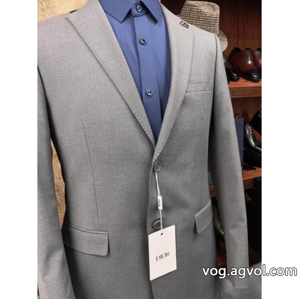 DIORブランド 通販 激安元気な印象に すごく稀少カラー 明るいイメージを持た&nbsp;&nbsp; スーツ..