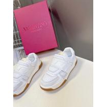 &nbsp;&nbsp;&nbsp;&nbsp;スニーカー激安 通販 ブランド雑誌掲載 国内発 高級感ある 最安値激しい争奪戦VALENTINO.