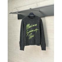 セーターGIVENCHY最安国内発送 トップスをインするスタイル 完売品！ブランド コピー 激安.