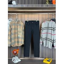 プラダ&nbsp;&nbsp;&nbsp;&nbsp;スラックスファッションに役立つ 北欧ブランド 肌触りのいい  コピー ブランド 販売..
