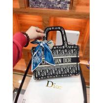 DIORバッグ偽物 ブランド ショップ大変大人気2026 ラグジュアリーな雰囲気 正規品保証26秋冬