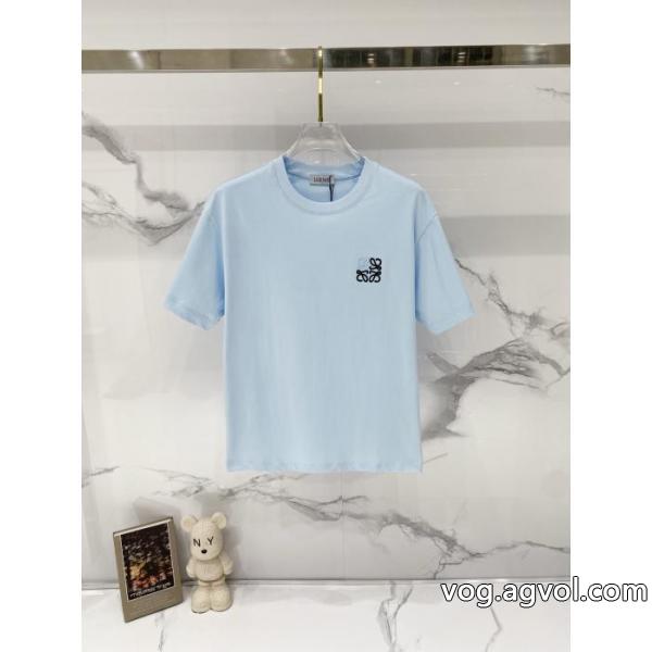 ロエベ数量限定 2026年秋冬流行ファッション お得な偽物 通販 Tシャツ