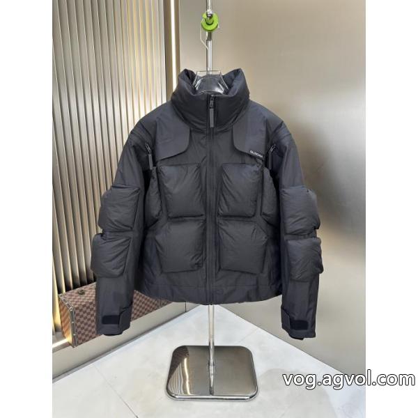 &nbsp;&nbsp;&nbsp;&nbsp;ダウンジャケット細身効果抜群！：只限用于女人的衣服 送料無料限定価格 世界で誰もが憧れるブランドブランド アクセサリー 激安バレンシアガ.