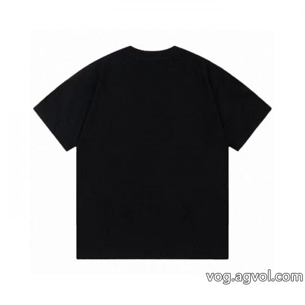 ブランド スーパー コピー 通販&nbsp;&nbsp;&nbsp;&nbsp;半袖Tシャツファッション 人気 カジュアルスタイルに 完売必至!! FENDI..