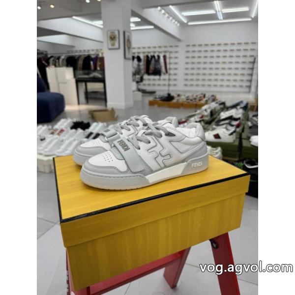完売必須　限定SALE 芸能人人気 落ち着いた感覚フェンディブランド コピー 専門店スニーカー.