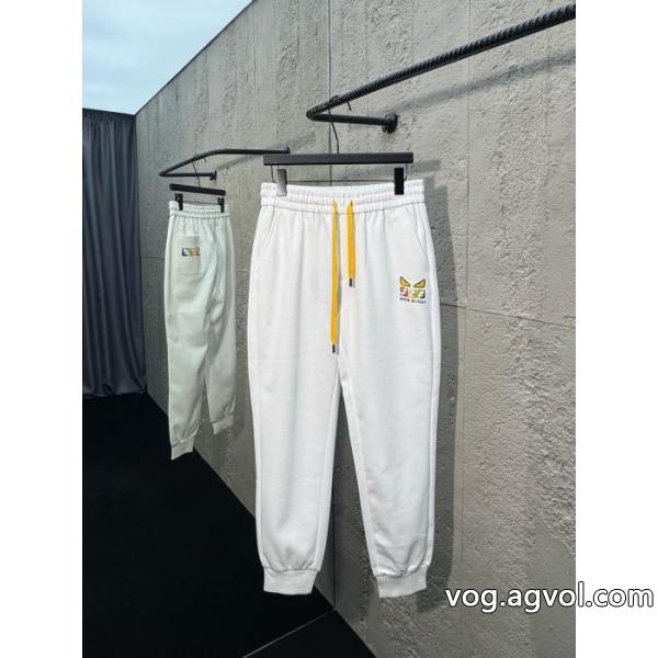 オシャレな雰囲気 着まわしアクセント 超限定即完売フェンディ偽物 ブランド 販売&nbsp;&nbsp;&nbsp;&nbsp;スラックス.