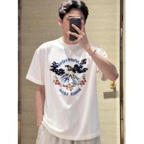 偽物 ブランド 販売おしゃれ上級者に着 セール中 スタイリッシュな印象TシャツLOUIS VUITTON