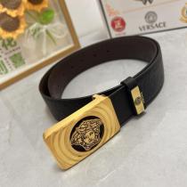 輝く高級感満点 目を惹く 2026年激安最強セールスーパー コピー 安心 ベルトVERSACE