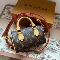 バッグLOUIS VUITTON最新作即発 大人気のモデル 全国無料セールブランド コピー 通販