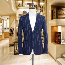 ARMANI素敵  ゴージャス感あふれる 肌触りのいい  スーツスーパー コピー ブランド.