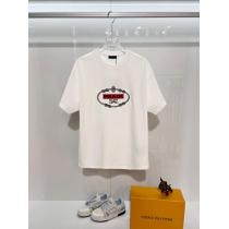 HOT得価 新色登場 軽やかな素材感Tシャツプラダコピー ブランド 販売