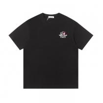 TシャツLOEWEブランド スーパー コピー 店舗今話題! 品薄お早めに 高級感が溢れた