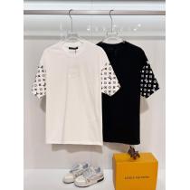 当店大人気 秋季超人気アイテム 最安値定番LOUIS VUITTON半袖Tシャツ偽物 ブランド 販売