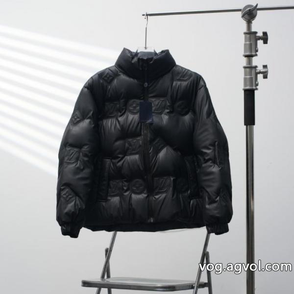 HOT最新作 少量再入荷 今年のトレンド！偽 ブランド 販売&nbsp;&nbsp;&nbsp;&nbsp;ダウンジャケットルイ ヴィトン.