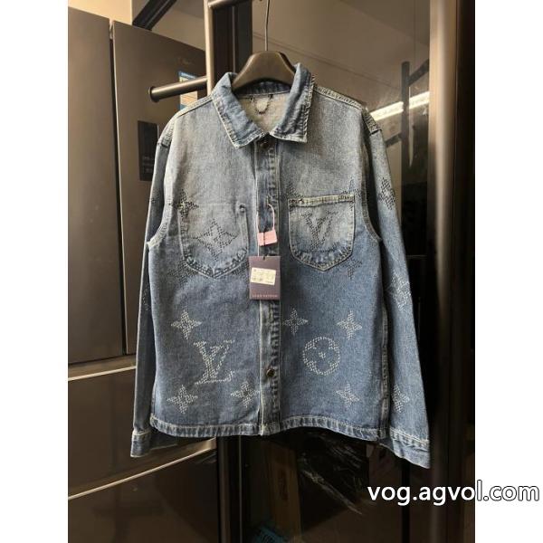 雑誌掲載人気アイテム 存在感を発揮する 最終価格偽 ブランド コートLOUIS VUITTON