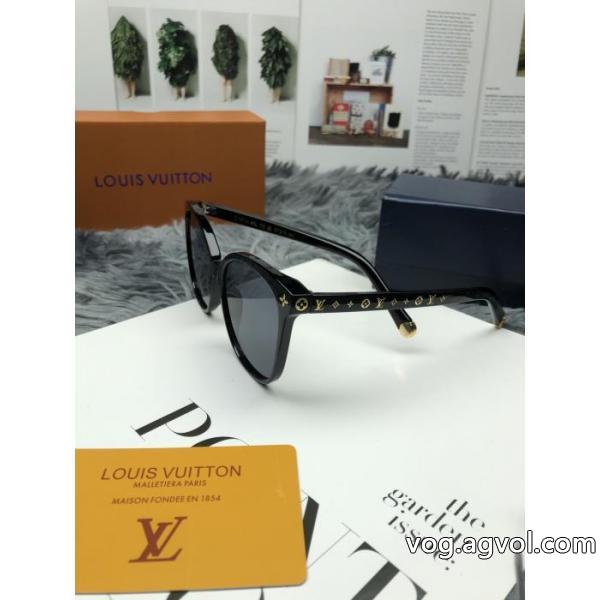 ブランド コピー ショップ最新話題沸騰中 海外モデル 軽くて嬉しいLOUIS VUITTONサングラス