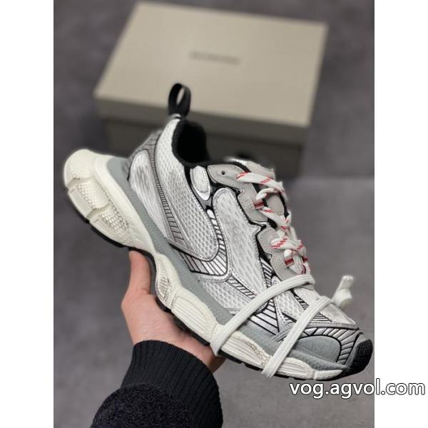 balenciaga秋冬人気が爆発 洗練された雰囲気 限定品コピー 通販ブーツ..