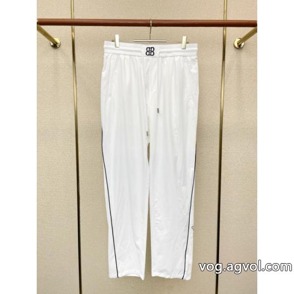ブランドスタイルが継続的に人気 26ss春夏新作　VIPSALE 激レアアイテムbalenciagaジーパンスーパー コピー 販売..