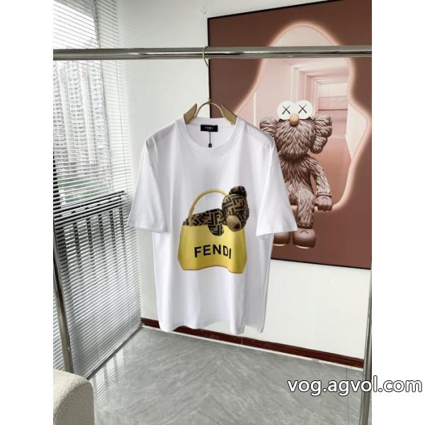 FENDI数量限定在庫限り 2026新品入荷 人気商品新色登場！偽 ブランド サイト半袖Tシャツ