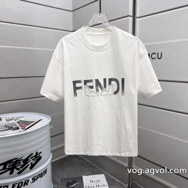 魅力的な 限定デザイン 高級素材ブランド レプリカ半袖TシャツFENDI