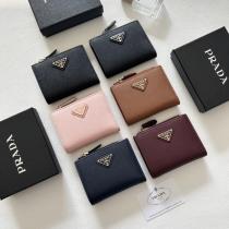 新色入荷 希少大人気 話題が沸騰中財布コピー 通販PRADA