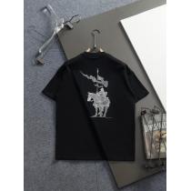 ブランド 偽物 激安BURBERRY半袖Tシャツセンスを格上げ 絶対欲しい新作 雑誌掲載