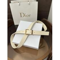 ブランド スーパー コピー 通販DIOR&nbsp;&nbsp;&nbsp;&nbsp;ベルトヒットする2026コレクション 今年のトレンド！ より格上げして.