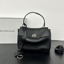 トレンド感満載 プレゼントに 海外販売開始balenciaga偽 ブランドバッグ..