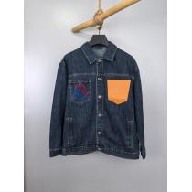 MONCLER予約完売品 激安セール 旬の気分を絶妙にコートコピー 商品 販売