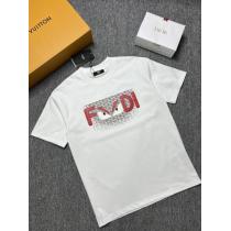 ブランド コピー人気定番 今季爆発的な人気 おしゃれ感度UP！半袖Tシャツフェンディ