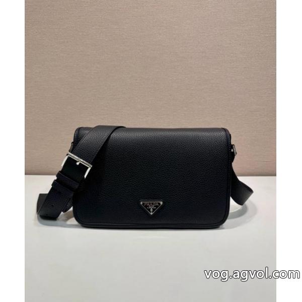 PRADA偽物 ブランド 販売バッグ今だけSALE 元気な印象に 爆買い最新作..