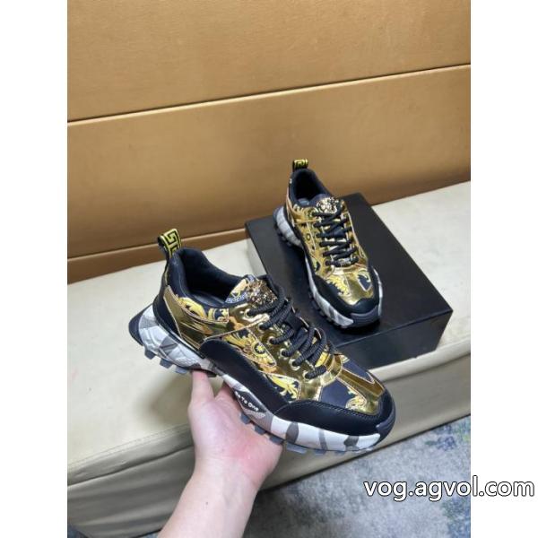 半額セール 人気いっぱい 品質保証コピー 商品 通販VERSACEスニーカー