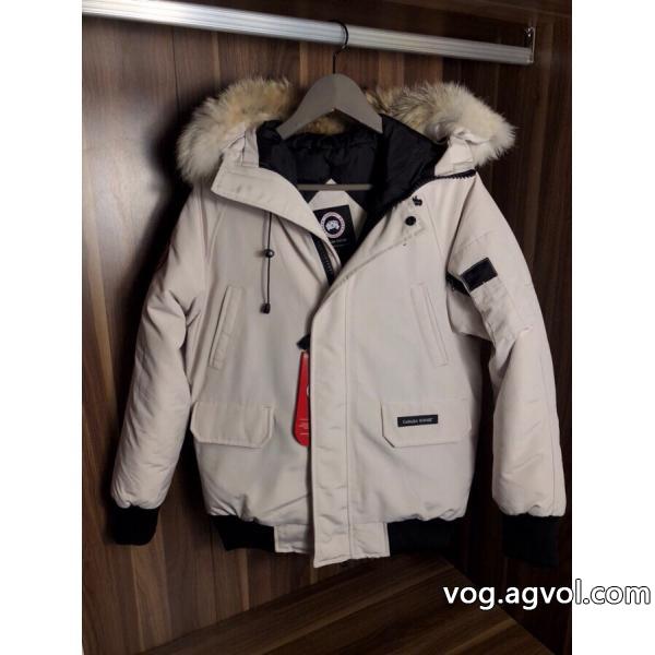 洗練された印象 人気セール高品質 ファション性の高いCanada Goose激安 ブランドダウンジャケット..