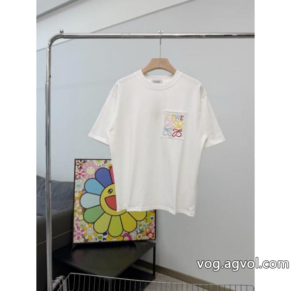 ロエベブランド スニーカー 激安最高ランク 2026新発売 上品で優しい雰囲気に半袖Tシャツ