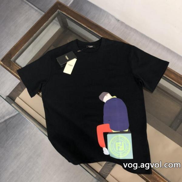 HOT セール 激安 大容量 優秀なアイテム半袖TシャツFENDIブランド 偽物 激安