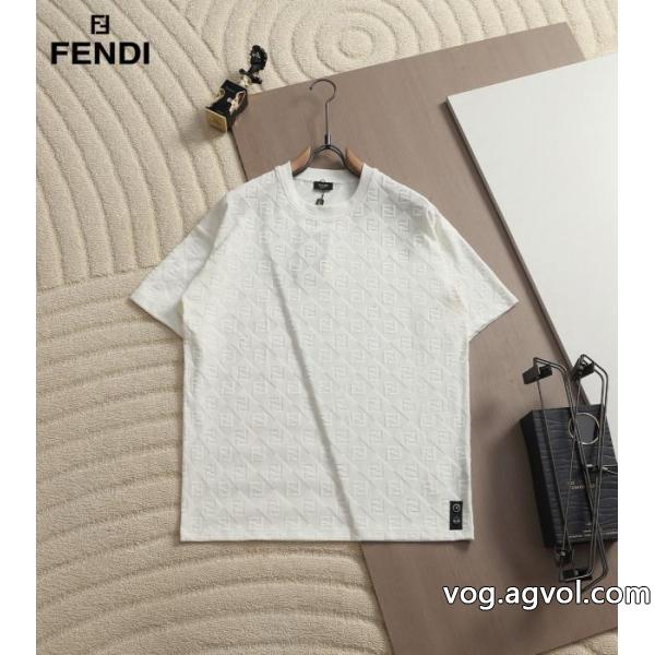 通販 ブランド半袖TシャツFENDI今シーズン注目のアイテム 最新人気話題沸騰中 人気急上昇中