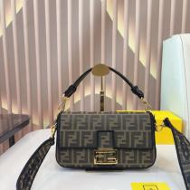 バッグコピー 品 ブランド新作限定おしゃ可愛 人気の高い 海外販売FENDI