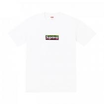 ブランド スーパー コピー 優良店半袖TシャツSUPREME素材感に注目 モデル大絶賛 真夏のコレクション