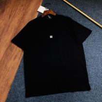 コピー 商品 ブランドSS26注目スタイル 上質感 新作アイテムから探す半袖TシャツGIVENCHY