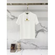 流行 最新話題沸騰中 今流行ブランド 偽物 通販半袖TシャツVERSACE
