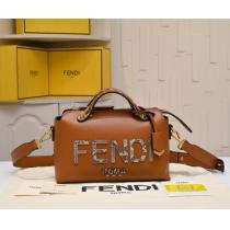 バッグ今季人気絶大 お洒落な存在感  今季爆発的な人気ブランド 通販店FENDI