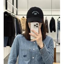 セリーヌブランド コピー s 級&nbsp;帽子定番から限定まで 優しい肌触り 着まわしアクセント.