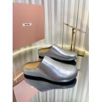 ブランド スーパー コピー 優良店ブーツ大好評 人気商品登場 綺麗！海外セレブ風!MIUMIU..