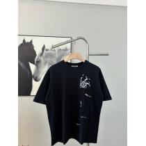 LOEWE半袖Tシャツ新色登場 上品シックなお品 お手頃価格コピー ブランド 販売