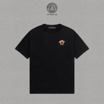 半袖Tシャツブランド コピー 専門店VERSACE超人気専門店 超目玉 大人気売切続出!