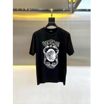 ブランド コピー 優良店魅力ファッション 超激安アイテム 最安値挑戦！半袖TシャツVERSACE