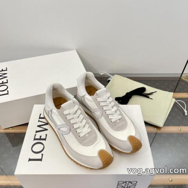 LOEWE人気爆だんな売れ筋！ 無造作 使い勝手も良好コピー ブランド 販売スニーカー..